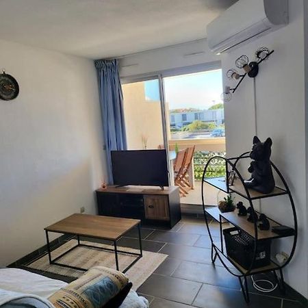 Location Les Pieds Dans L'Eau Appartement Canet-en-Roussillon Buitenkant foto
